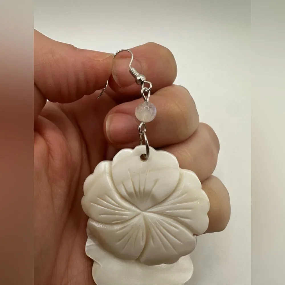 Genuine carved shell with moonstone accent bead dangle‎ earrings!!